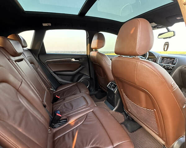 Серый Ауди Ку 5, объемом двигателя 1.98 л и пробегом 225 тыс. км за 15300 $, фото 13 на Automoto.ua