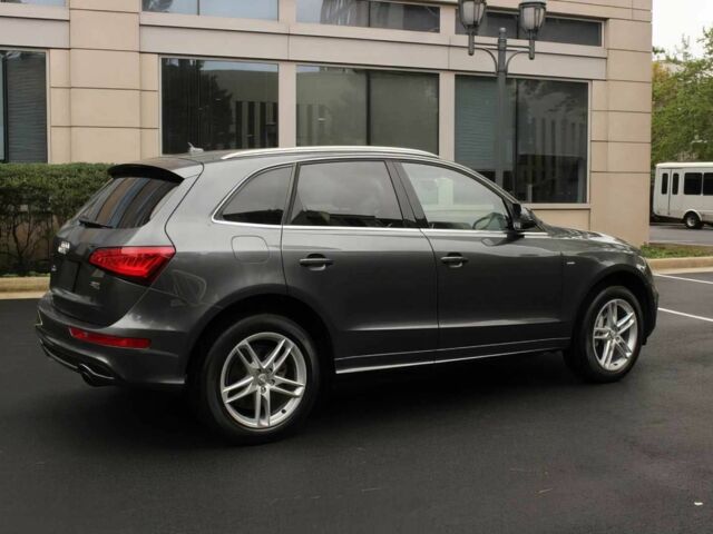 Серый Ауди Ку 5, объемом двигателя 3 л и пробегом 90 тыс. км за 3000 $, фото 5 на Automoto.ua