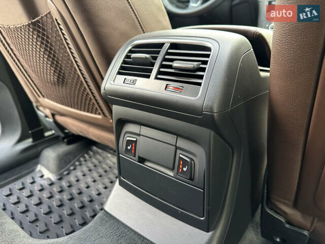 Серый Ауди Ку 5, объемом двигателя 3 л и пробегом 229 тыс. км за 19900 $, фото 82 на Automoto.ua