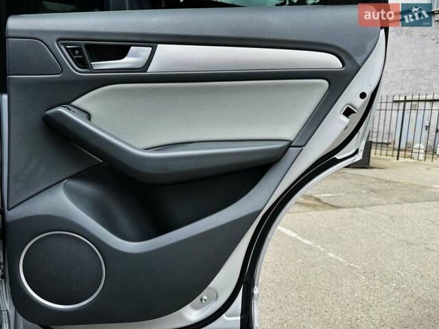 Сірий Ауді Ку 5, об'ємом двигуна 3 л та пробігом 140 тис. км за 14400 $, фото 23 на Automoto.ua