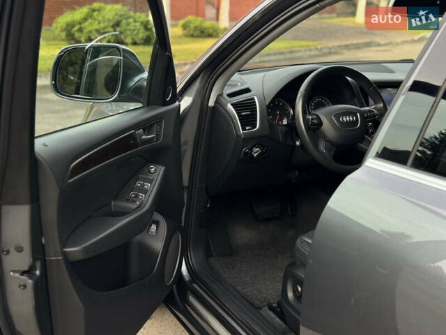 Серый Ауди Ку 5, объемом двигателя 2 л и пробегом 188 тыс. км за 14350 $, фото 82 на Automoto.ua