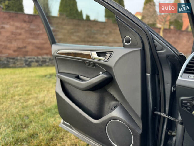 Серый Ауди Ку 5, объемом двигателя 2 л и пробегом 188 тыс. км за 14350 $, фото 12 на Automoto.ua