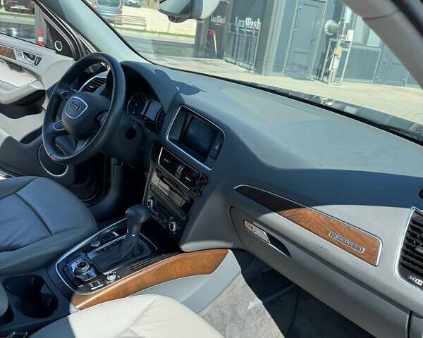 Серый Ауди Ку 5, объемом двигателя 1.98 л и пробегом 189 тыс. км за 17000 $, фото 9 на Automoto.ua