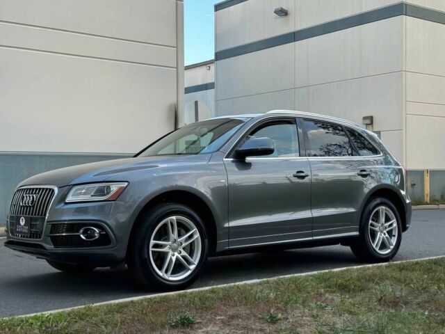 Серый Ауди Ку 5, объемом двигателя 3 л и пробегом 88 тыс. км за 3000 $, фото 2 на Automoto.ua