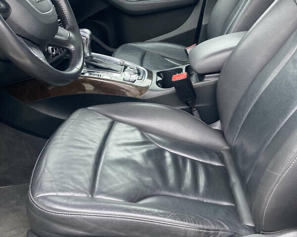 Серый Ауди Ку 5, объемом двигателя 2 л и пробегом 234 тыс. км за 12450 $, фото 12 на Automoto.ua