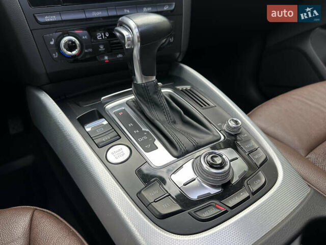 Серый Ауди Ку 5, объемом двигателя 3 л и пробегом 229 тыс. км за 19900 $, фото 55 на Automoto.ua