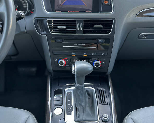 Серый Ауди Ку 5, объемом двигателя 3 л и пробегом 270 тыс. км за 17700 $, фото 25 на Automoto.ua