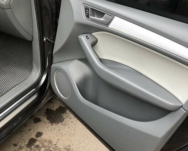 Серый Ауди Ку 5, объемом двигателя 2.97 л и пробегом 194 тыс. км за 16800 $, фото 8 на Automoto.ua