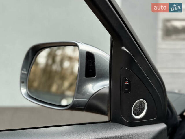 Серый Ауди Ку 5, объемом двигателя 3 л и пробегом 181 тыс. км за 15999 $, фото 10 на Automoto.ua