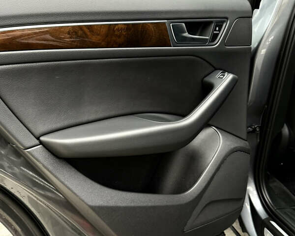 Сірий Ауді Ку 5, об'ємом двигуна 2 л та пробігом 219 тис. км за 15800 $, фото 34 на Automoto.ua