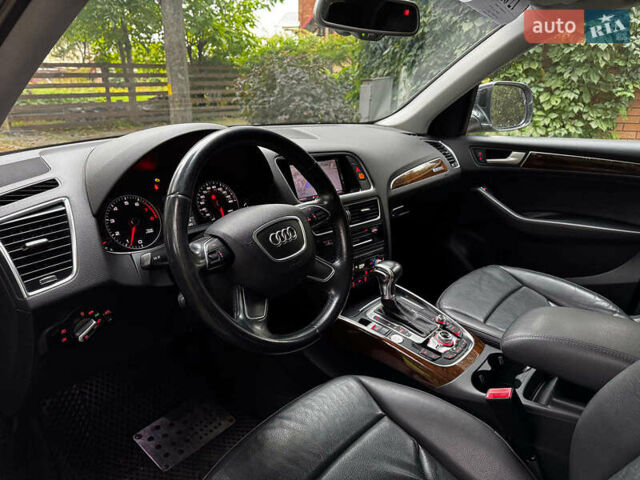 Ауди Ку 5 2014 в Киеве на Automoto.ua Серый Ауди Ку 5, объемом двигателя 2 л и пробегом 177 тыс. км за 17940 $, фото 14 на Automoto.ua