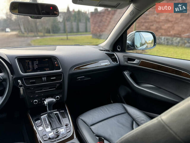 Серый Ауди Ку 5, объемом двигателя 2 л и пробегом 188 тыс. км за 14350 $, фото 56 на Automoto.ua