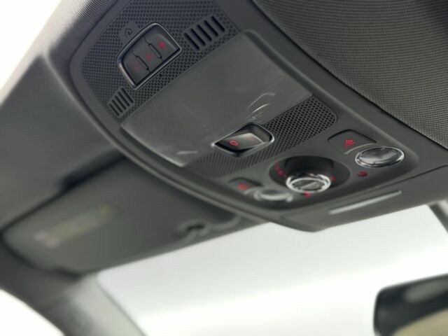 Серый Ауди Ку 5, объемом двигателя 2 л и пробегом 144 тыс. км за 16900 $, фото 23 на Automoto.ua