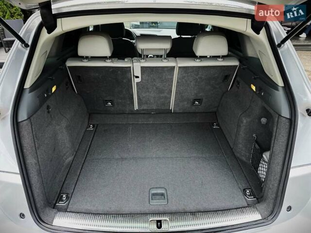 Сірий Ауді Ку 5, об'ємом двигуна 3 л та пробігом 140 тис. км за 14400 $, фото 18 на Automoto.ua