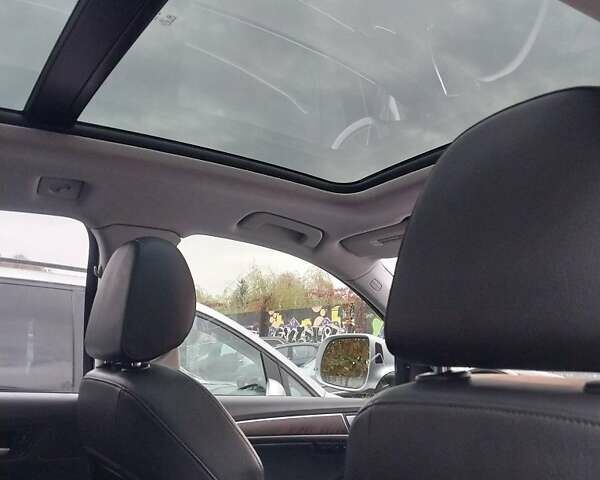 Серый Ауди Ку 5, объемом двигателя 3 л и пробегом 130 тыс. км за 19500 $, фото 3 на Automoto.ua