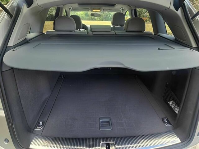 Сірий Ауді Ку 5, об'ємом двигуна 3 л та пробігом 83 тис. км за 11200 $, фото 14 на Automoto.ua