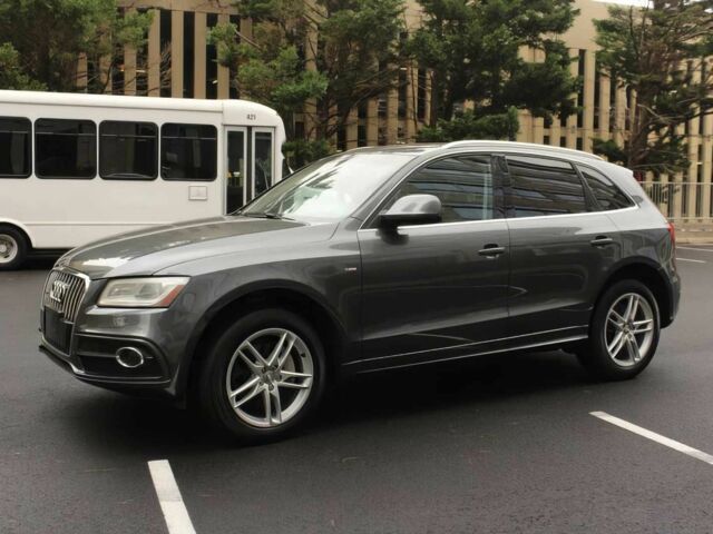 Серый Ауди Ку 5, объемом двигателя 3 л и пробегом 90 тыс. км за 3000 $, фото 2 на Automoto.ua