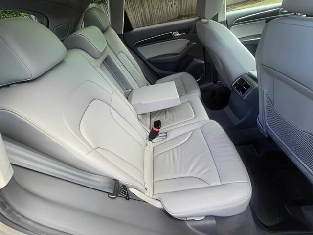 Сірий Ауді Ку 5, об'ємом двигуна 3 л та пробігом 83 тис. км за 11200 $, фото 13 на Automoto.ua