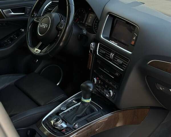 Серый Ауди Ку 5, объемом двигателя 3 л и пробегом 280 тыс. км за 16900 $, фото 12 на Automoto.ua