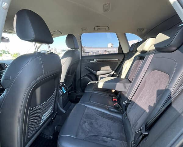 Ауди Ку 5 2014 в Киеве на Automoto.ua Серый Ауди Ку 5, объемом двигателя 1.98 л и пробегом 182 тыс. км за 19800 $, фото 31 на Automoto.ua