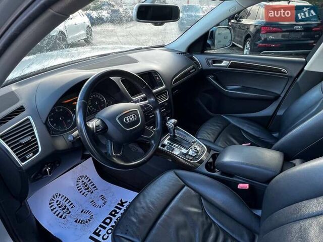 Серый Ауди Ку 5, объемом двигателя 3 л и пробегом 232 тыс. км за 9400 $, фото 10 на Automoto.ua