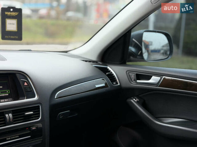 Сірий Ауді Ку 5, об'ємом двигуна 0 л та пробігом 252 тис. км за 15900 $, фото 27 на Automoto.ua