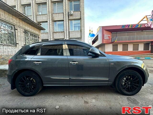Сірий Ауді Ку 5, об'ємом двигуна 3 л та пробігом 192 тис. км за 23800 $, фото 7 на Automoto.ua