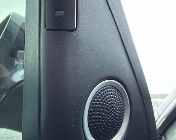 Серый Ауди Ку 5, объемом двигателя 3 л и пробегом 282 тыс. км за 12999 $, фото 35 на Automoto.ua