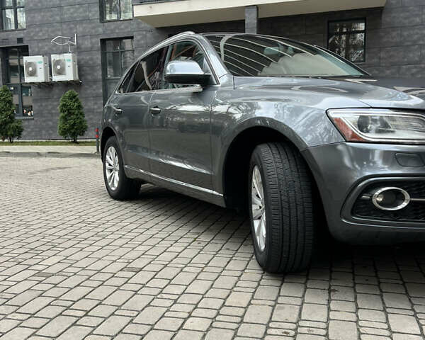 Серый Ауди Ку 5, объемом двигателя 1.98 л и пробегом 171 тыс. км за 14900 $, фото 10 на Automoto.ua
