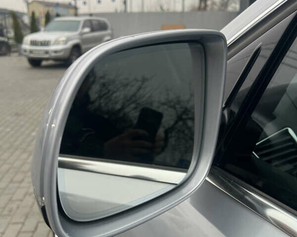 Сірий Ауді Ку 5, об'ємом двигуна 2 л та пробігом 177 тис. км за 14999 $, фото 12 на Automoto.ua
