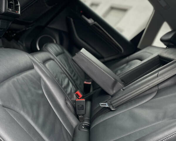 Серый Ауди Ку 5, объемом двигателя 2.97 л и пробегом 211 тыс. км за 19500 $, фото 58 на Automoto.ua