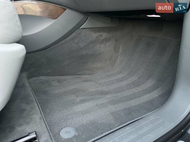 Серый Ауди Ку 5, объемом двигателя 3 л и пробегом 234 тыс. км за 17500 $, фото 23 на Automoto.ua