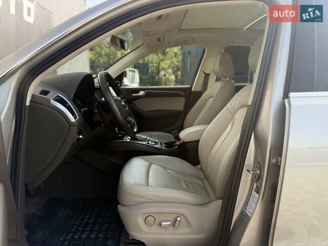 Сірий Ауді Ку 5, об'ємом двигуна 1.98 л та пробігом 212 тис. км за 13700 $, фото 31 на Automoto.ua