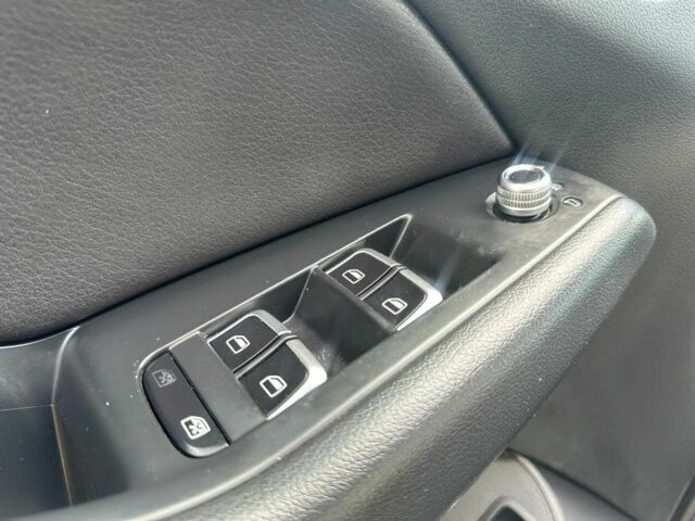 Серый Ауди Ку 5, объемом двигателя 2 л и пробегом 75 тыс. км за 3000 $, фото 8 на Automoto.ua