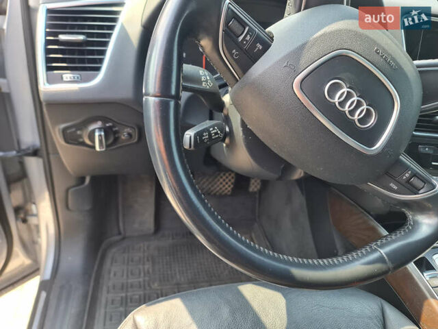 Серый Ауди Ку 5, объемом двигателя 1.98 л и пробегом 130 тыс. км за 17000 $, фото 3 на Automoto.ua