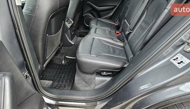 Серый Ауди Ку 5, объемом двигателя 1.98 л и пробегом 180 тыс. км за 17000 $, фото 21 на Automoto.ua