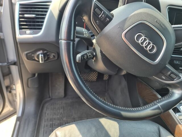 Сірий Ауді Ку 5, об'ємом двигуна 2 л та пробігом 130 тис. км за 16500 $, фото 8 на Automoto.ua