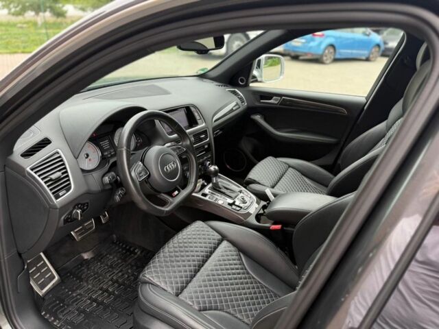 Серый Ауди Ку 5, объемом двигателя 3 л и пробегом 271 тыс. км за 27500 $, фото 5 на Automoto.ua