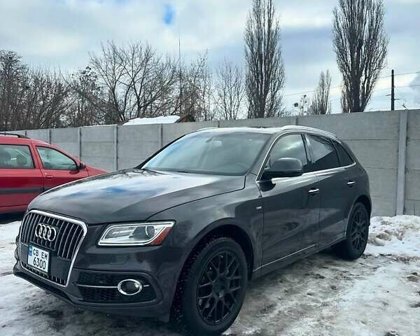 Серый Ауди Ку 5, объемом двигателя 3 л и пробегом 167 тыс. км за 14000 $, фото 1 на Automoto.ua