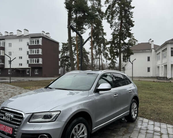 Сірий Ауді Ку 5, об'ємом двигуна 2 л та пробігом 180 тис. км за 16800 $, фото 11 на Automoto.ua