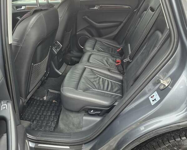 Серый Ауди Ку 5, объемом двигателя 1.98 л и пробегом 126 тыс. км за 17700 $, фото 9 на Automoto.ua