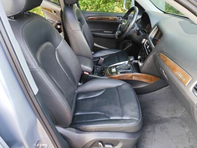 Серый Ауди Ку 5, объемом двигателя 2 л и пробегом 152 тыс. км за 13900 $, фото 3 на Automoto.ua