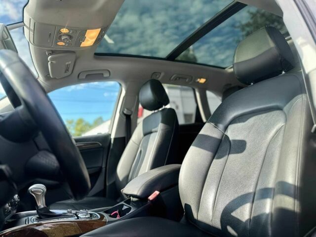 Серый Ауди Ку 5, объемом двигателя 2 л и пробегом 75 тыс. км за 3000 $, фото 11 на Automoto.ua