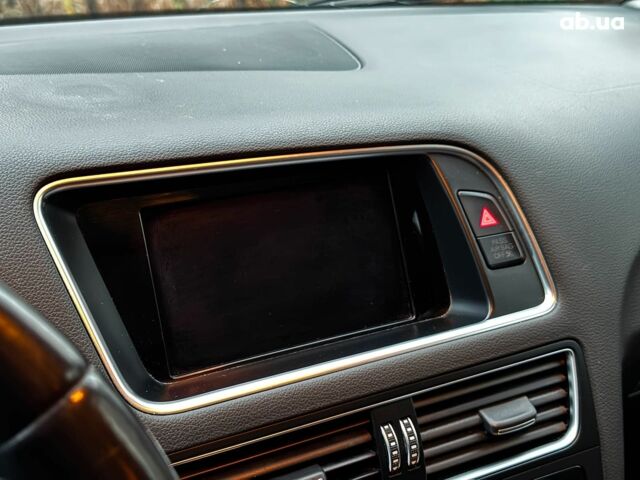 Серый Ауди Ку 5, объемом двигателя 3 л и пробегом 175 тыс. км за 15790 $, фото 21 на Automoto.ua