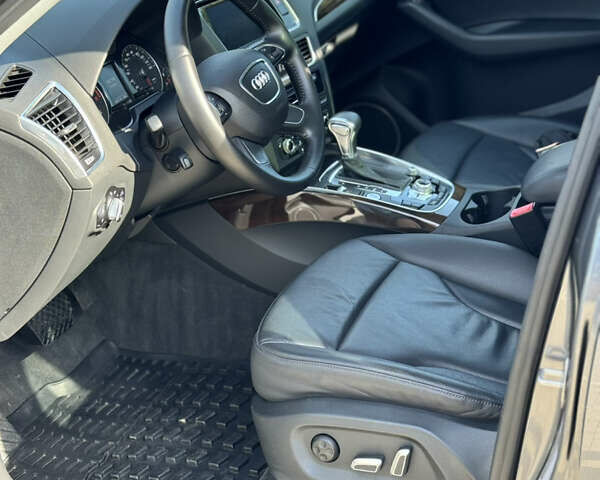 Серый Ауди Ку 5, объемом двигателя 2 л и пробегом 225 тыс. км за 14600 $, фото 8 на Automoto.ua