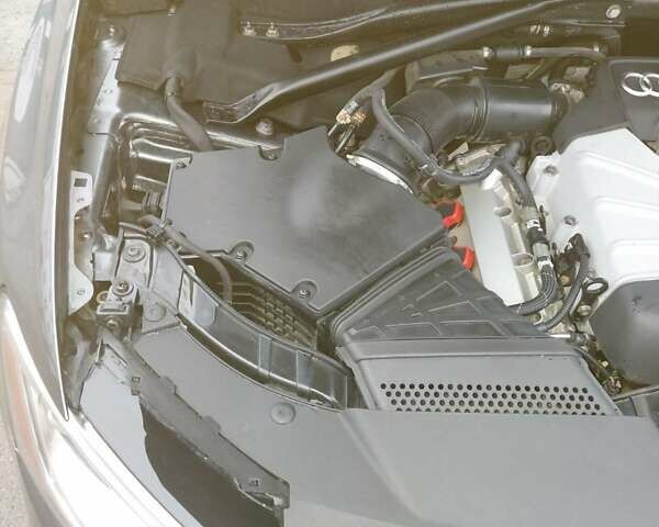 Серый Ауди Ку 5, объемом двигателя 3 л и пробегом 215 тыс. км за 16750 $, фото 60 на Automoto.ua