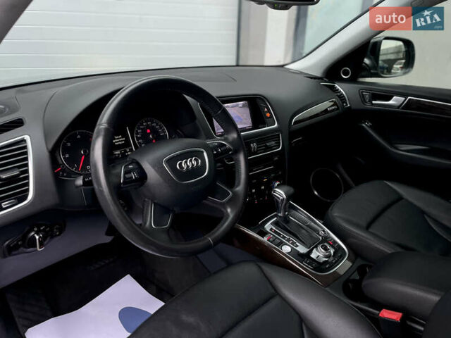 Серый Ауди Ку 5, объемом двигателя 2.97 л и пробегом 211 тыс. км за 19500 $, фото 2 на Automoto.ua