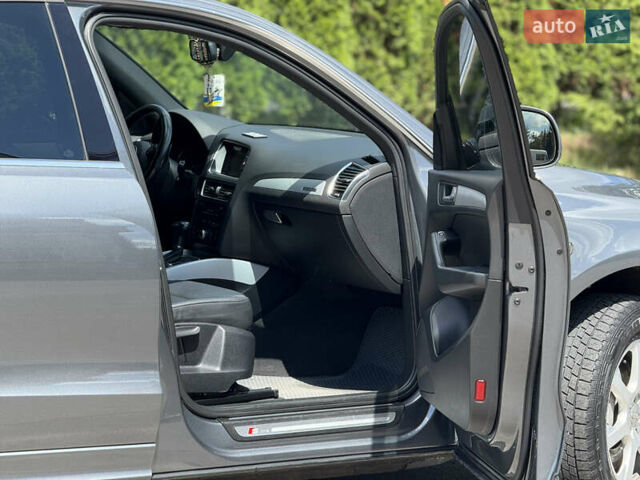 Ауди Ку 5 2015 в Тернополе на Automoto.ua Серый Ауди Ку 5, объемом двигателя 2.97 л и пробегом 260 тыс. км за 18500 $, фото 15 на Automoto.ua