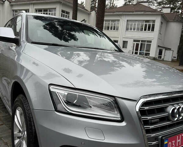 Сірий Ауді Ку 5, об'ємом двигуна 2 л та пробігом 180 тис. км за 16800 $, фото 7 на Automoto.ua