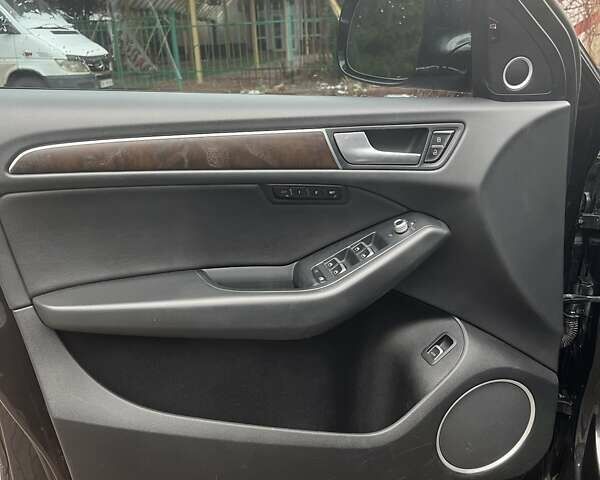 Сірий Ауді Ку 5, об'ємом двигуна 1.98 л та пробігом 240 тис. км за 14900 $, фото 7 на Automoto.ua